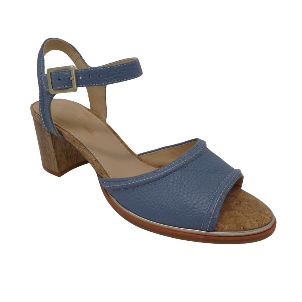 Clarks Ellis Clara Heels Womens 8.5 Blue Leather Open Toe Slingback Block Heel